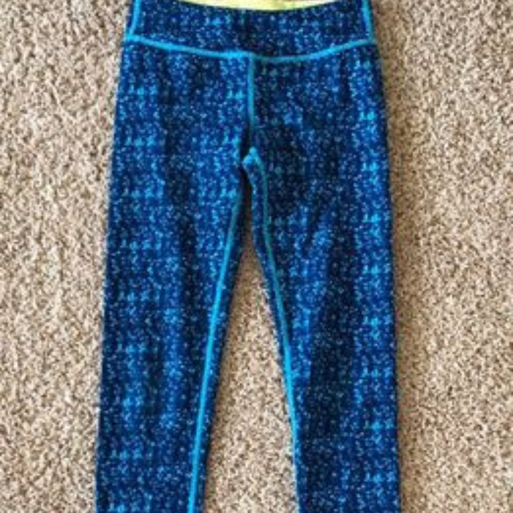 Ivivva Leggings - Shades of Blue!